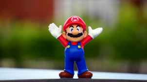 supermario standing figurine
